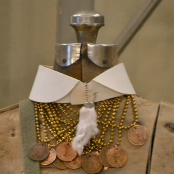 Meet your Posher, Sandy - Picture 1 of 1